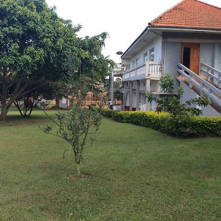 Skyway Hotel Entebbe Kültér fotó