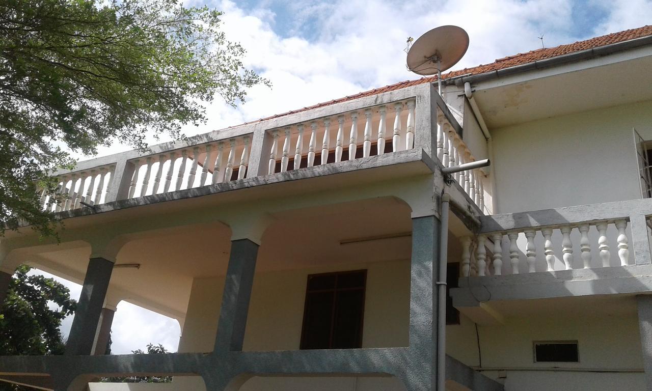 Skyway Hotel Entebbe Kültér fotó
