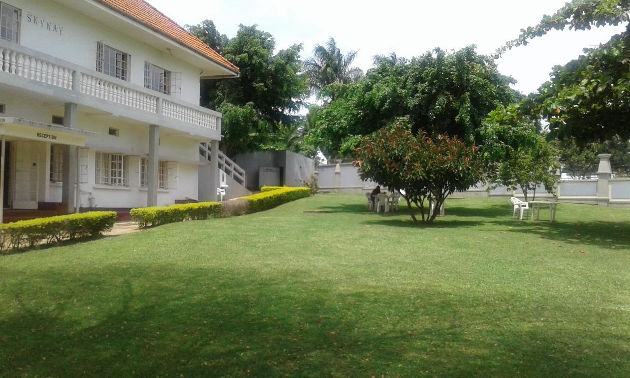 Skyway Hotel Entebbe Kültér fotó